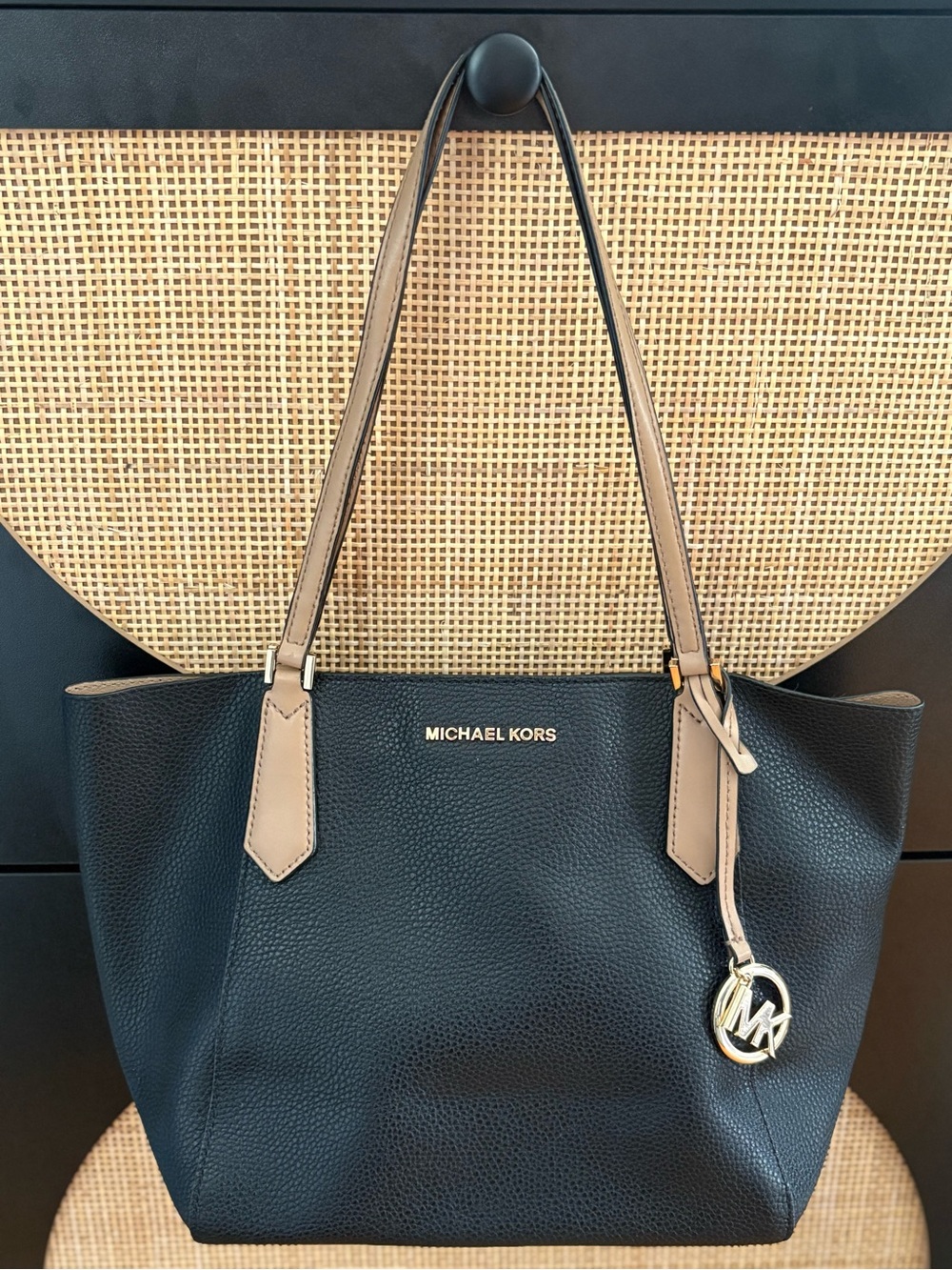 AUTHENTIC Michael Kors Tan and Black Pebble Leather Bucket Shoulder Bag
